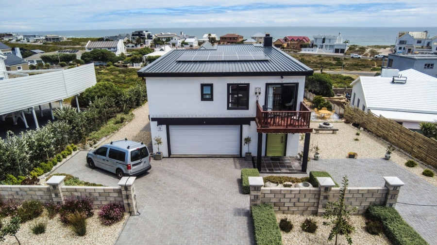 4 Bedroom Property for Sale in Yzerfontein Western Cape